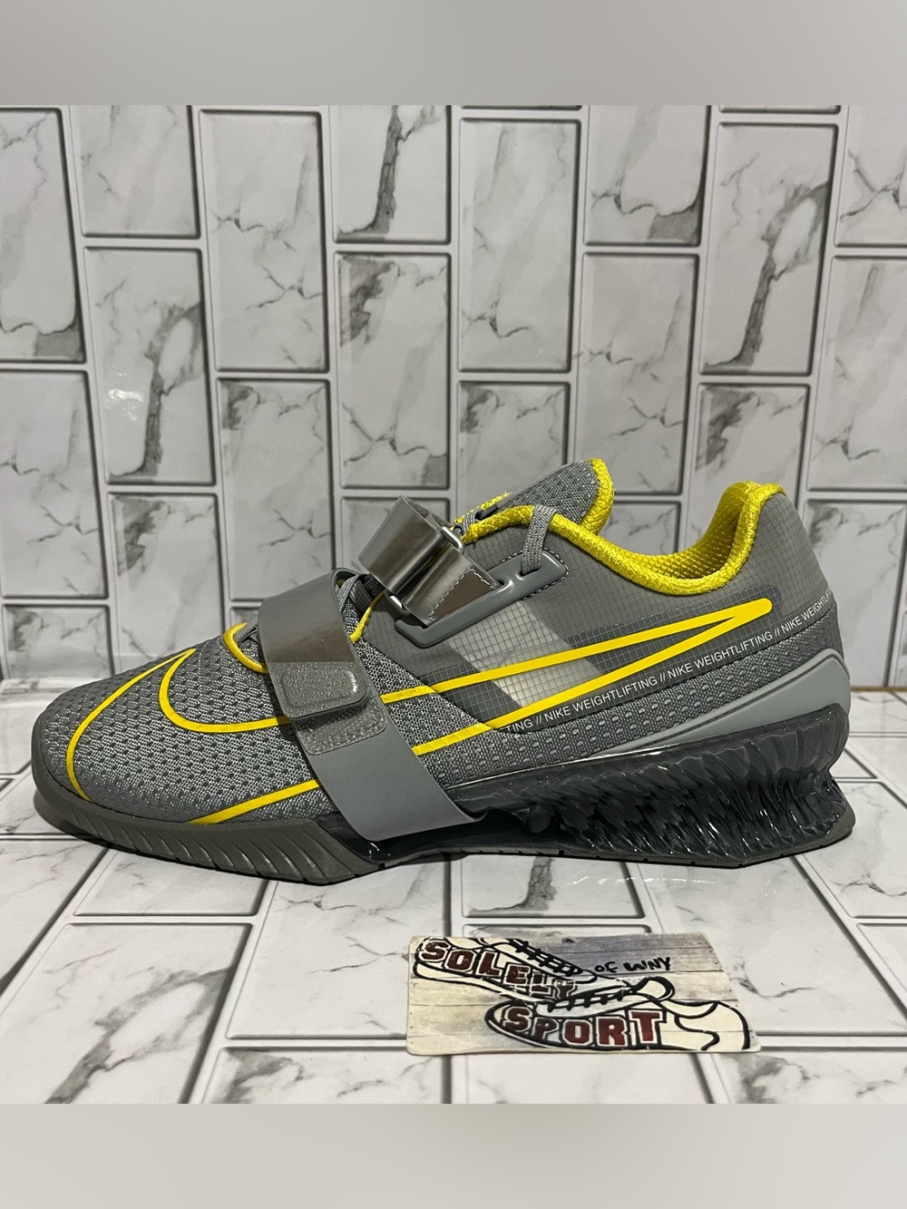 New Nike Romaleos 4 Weightlifting Shoes Gym Crossfit Workout Grey Yellow Mens - Picture 7 of 16